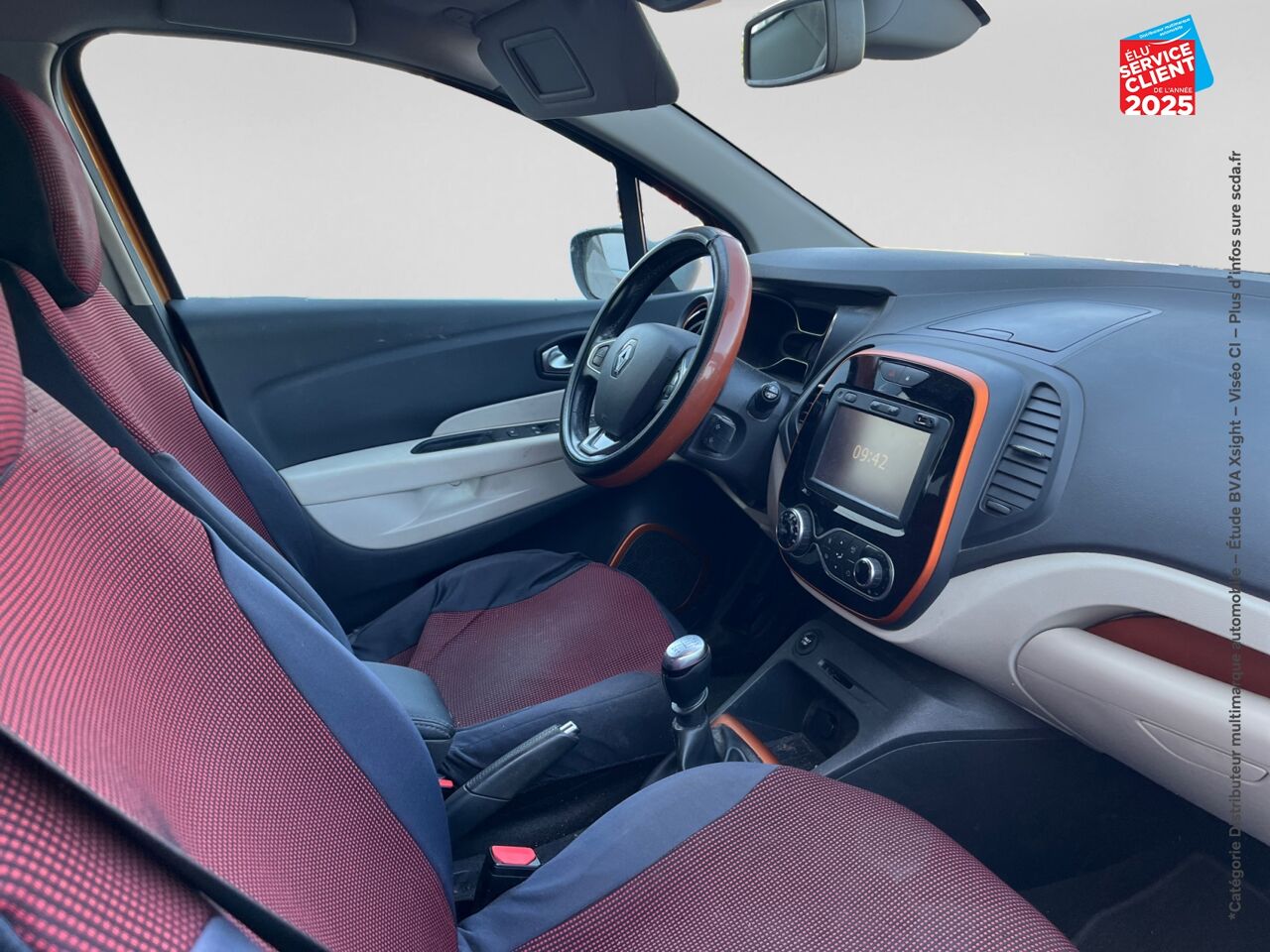 Véhicule d'occasion RENAULT CAPTUR 1.2 TCE 120CH ENERGY INTENS chez Opel Bar le Duc