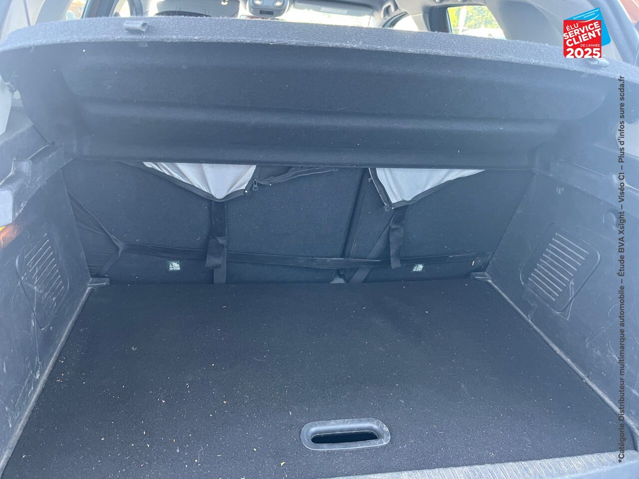 Véhicule d'occasion RENAULT CAPTUR 1.2 TCE 120CH ENERGY INTENS chez Opel Bar le Duc