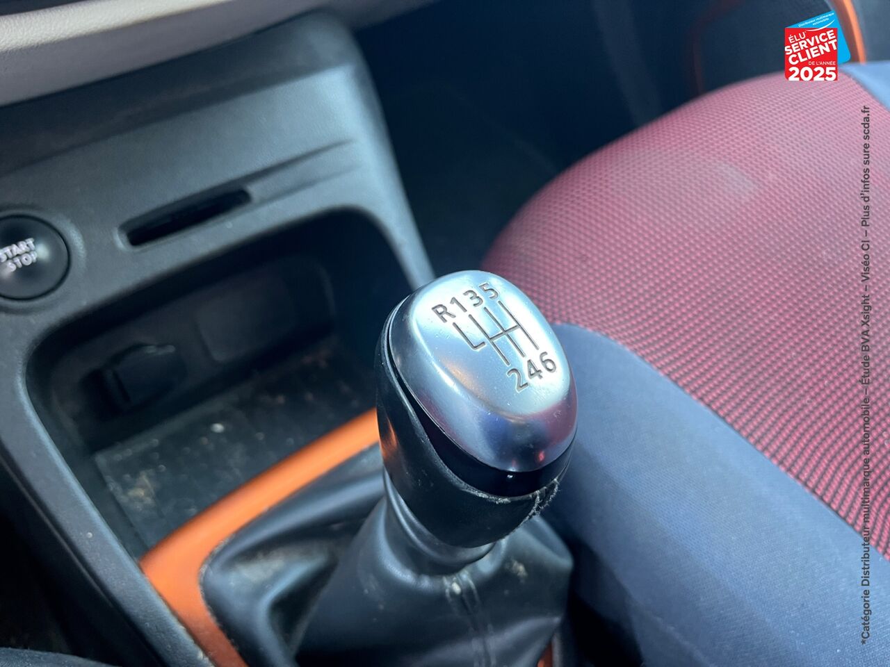 Véhicule d'occasion RENAULT CAPTUR 1.2 TCE 120CH ENERGY INTENS chez Opel Bar le Duc