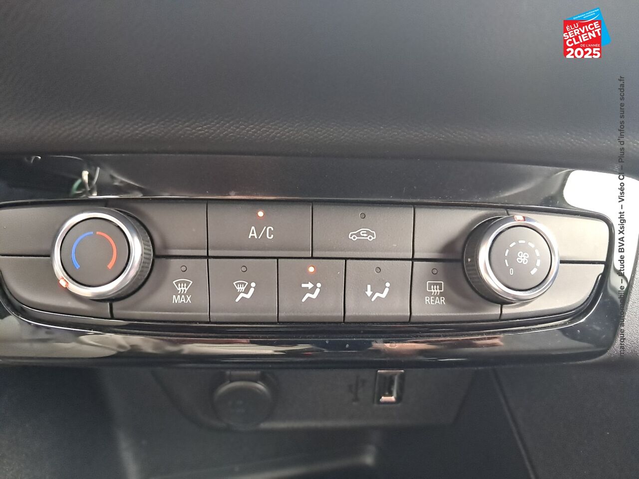 Véhicule d'occasion OPEL CORSA 1.2 75CH ELEGANCE BUSINESS chez Dacia Montbéliard