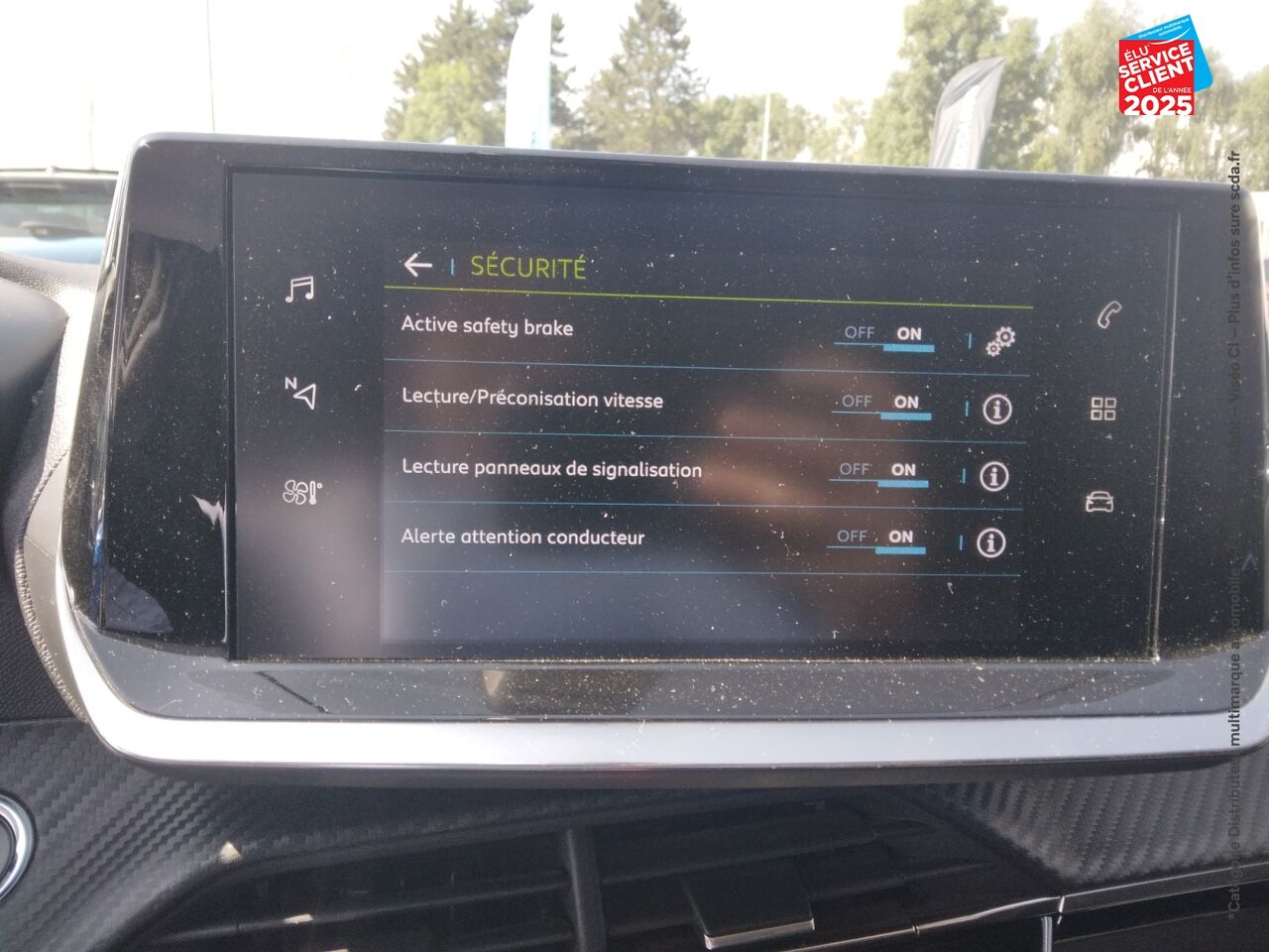 Véhicule d'occasion PEUGEOT 208 E-136CH STYLE RADAR AR CARPLAY chez Toyota Besançon