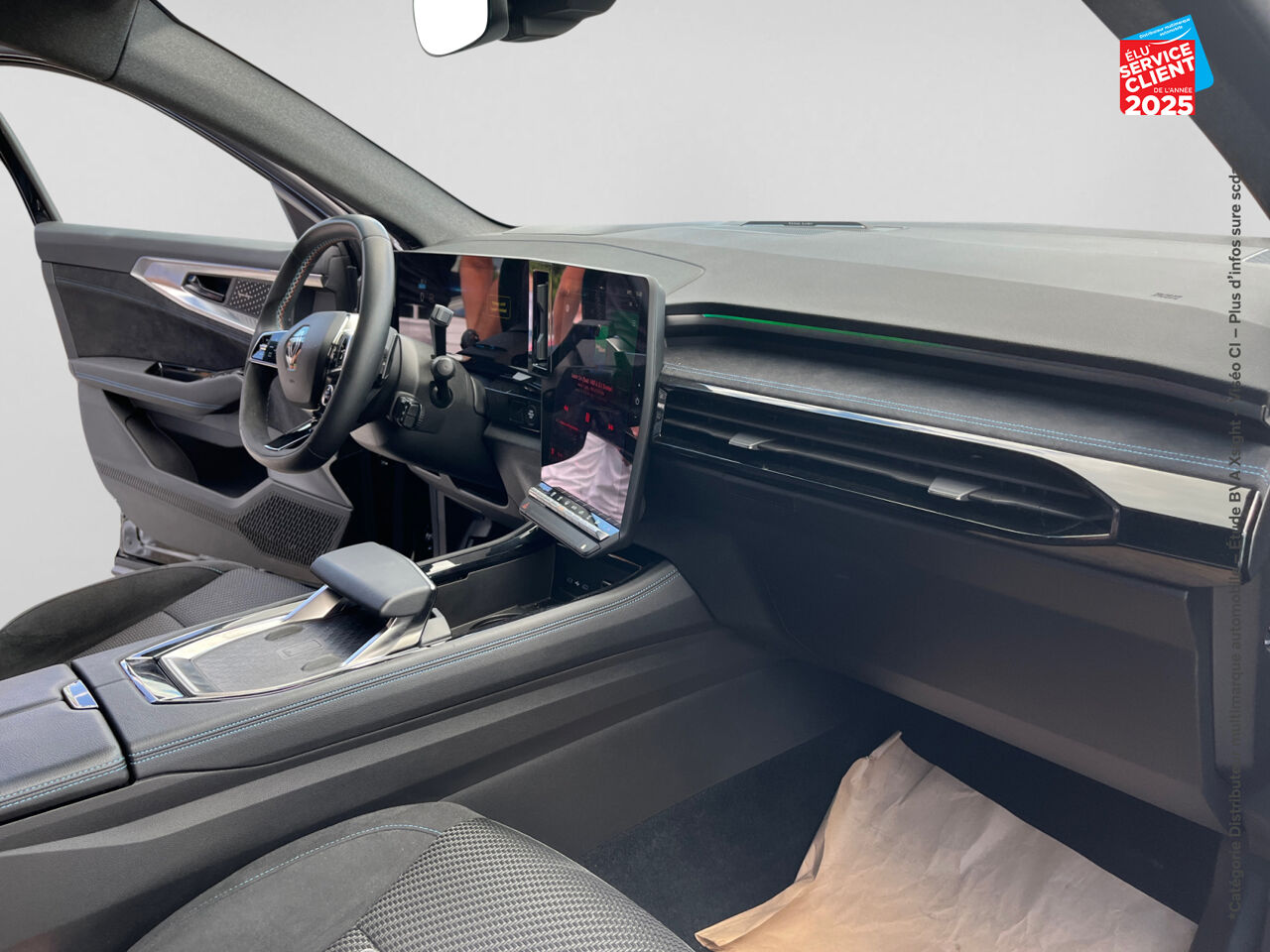 Véhicule d'occasion RENAULT ESPACE 1.2 E-TECH FULL HYBRID 200CH ESPRIT ALPINE 7 PLACES - 24 chez Toyota Thionville