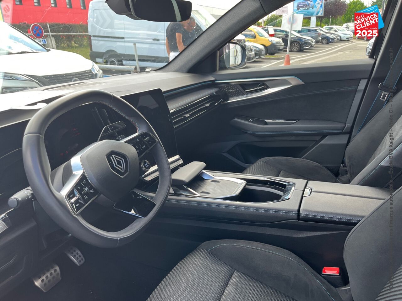Véhicule d'occasion RENAULT ESPACE 1.2 E-TECH FULL HYBRID 200CH ESPRIT ALPINE 7 PLACES - 24 chez Toyota Thionville