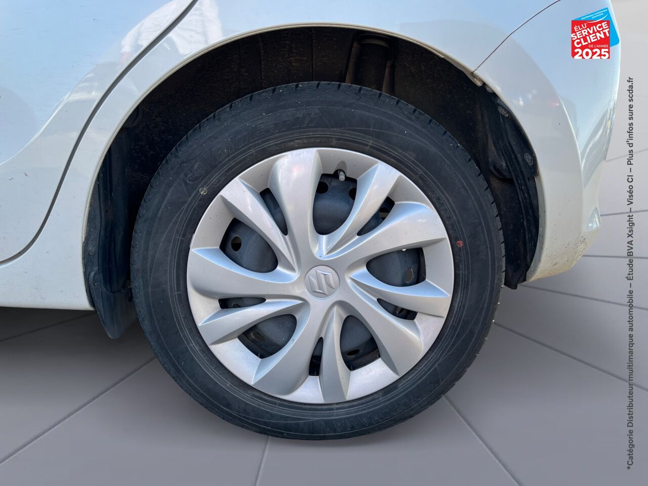 Véhicule d'occasion SUZUKI SWIFT 1.2 DUALJET HYBRID 83CH AVANTAGE chez Hyundai Epernay