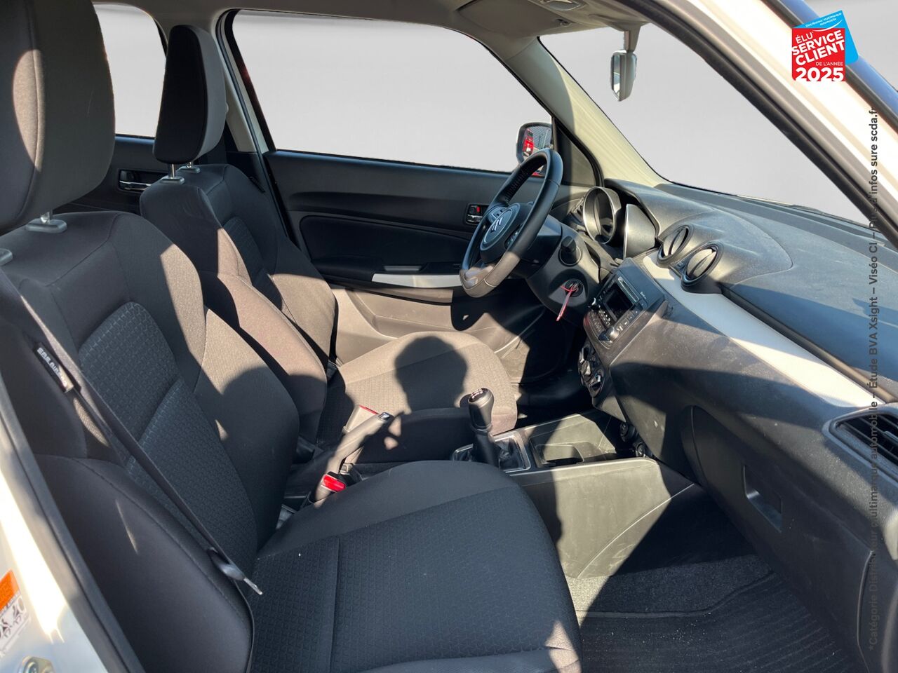 Véhicule d'occasion SUZUKI SWIFT 1.2 DUALJET HYBRID 83CH AVANTAGE chez Hyundai Epernay