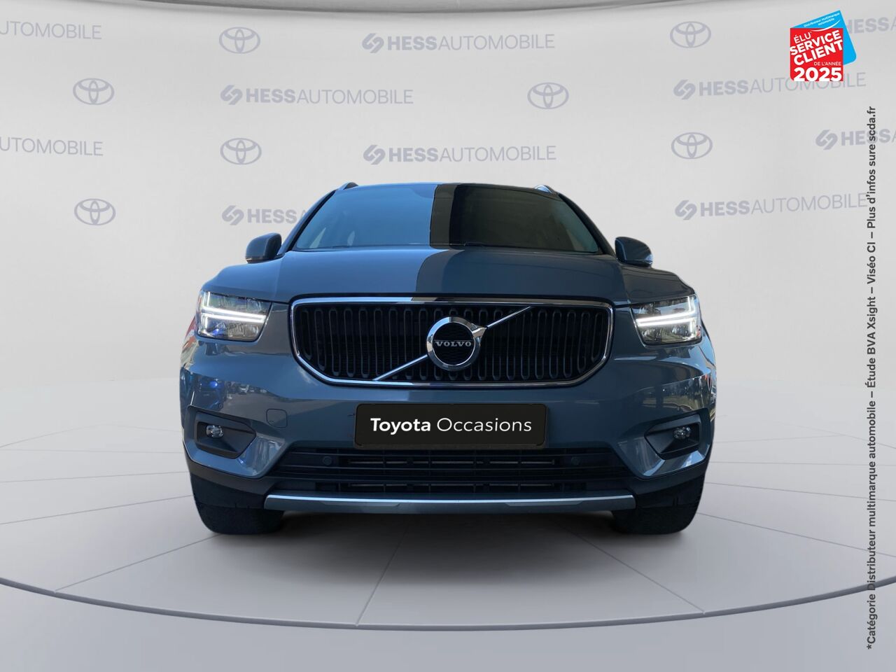 Véhicule d'occasion VOLVO XC40 T3 163CH MOMENTUM BUSINESS GEARTRONIC 8 chez Toyota Thionville