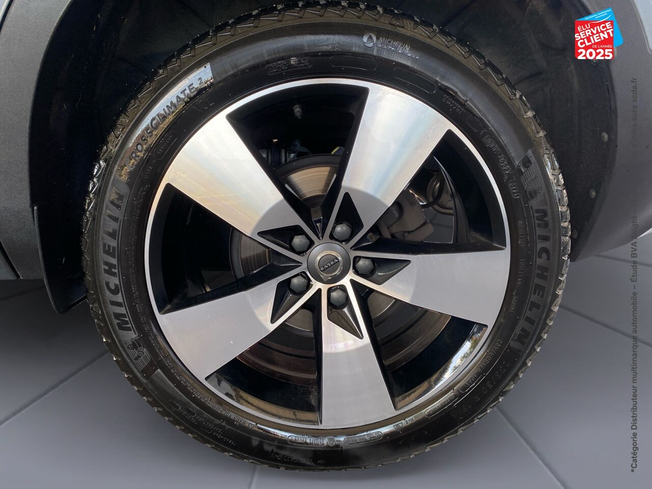 Véhicule d'occasion VOLVO XC40 T3 163CH MOMENTUM BUSINESS GEARTRONIC 8 chez Toyota Thionville