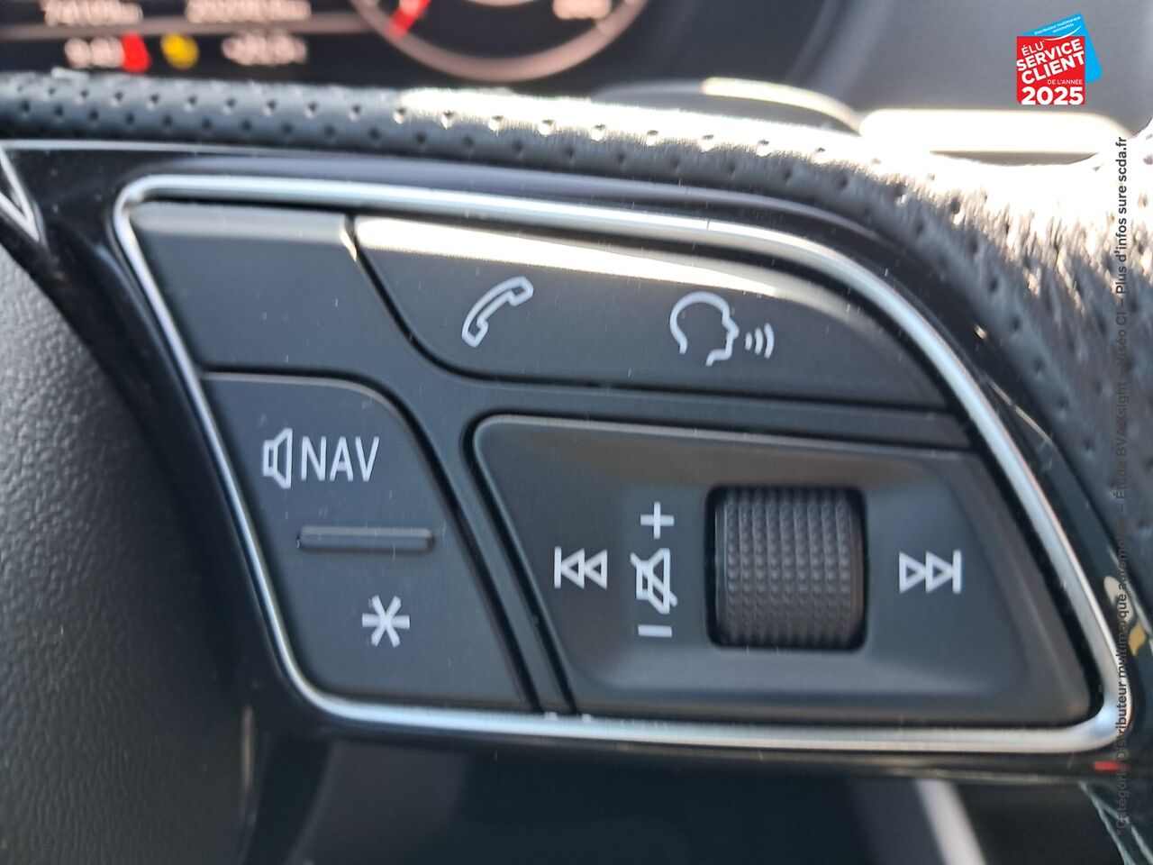 Véhicule d'occasion AUDI Q2 35 TDI 150CH S LINE PLUS QUATTRO S TRONIC 7 GPS chez Hyundai Chalons
