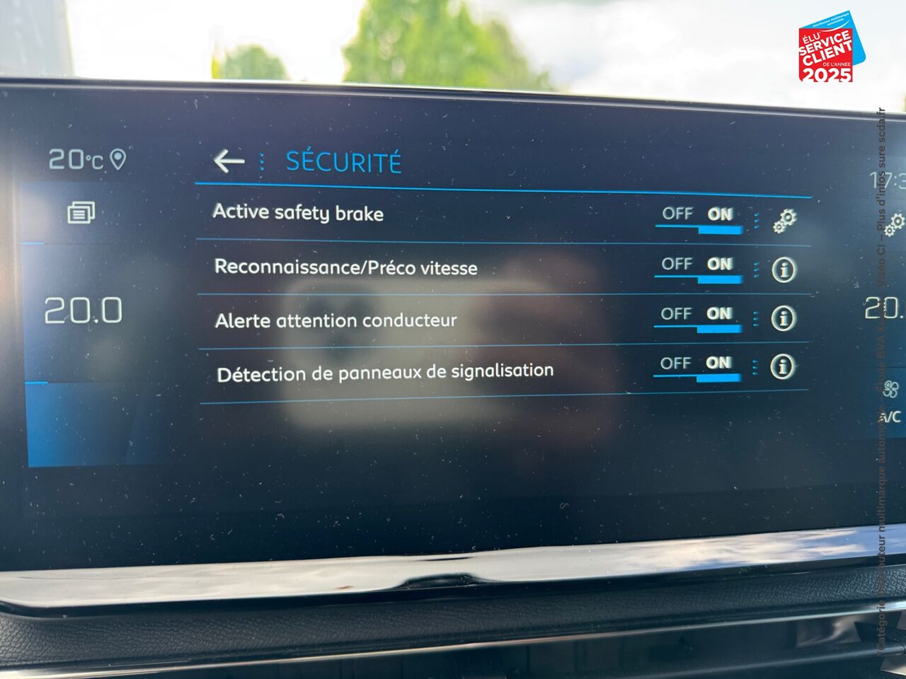 Véhicule d'occasion PEUGEOT 3008 1.2 PURETECH 130CH S/S ALLURE PACK EAT8 GPS CAMERA CARPLAY chez Peugeot Hirson