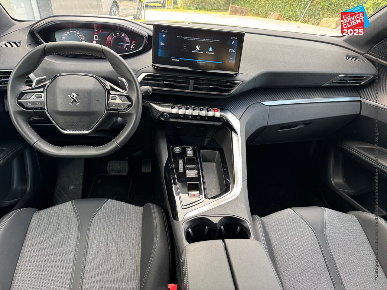 Véhicule d'occasion PEUGEOT 3008 1.2 PURETECH 130CH S/S ALLURE PACK EAT8 GPS CAMERA CARPLAY chez Peugeot Hirson