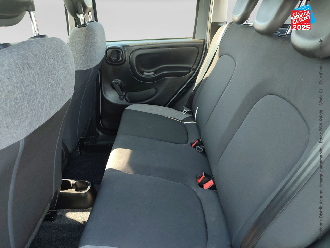 Véhicule d'occasion FIAT PANDA 1.0 70CH BSG S/S chez Nissan Strasbourg