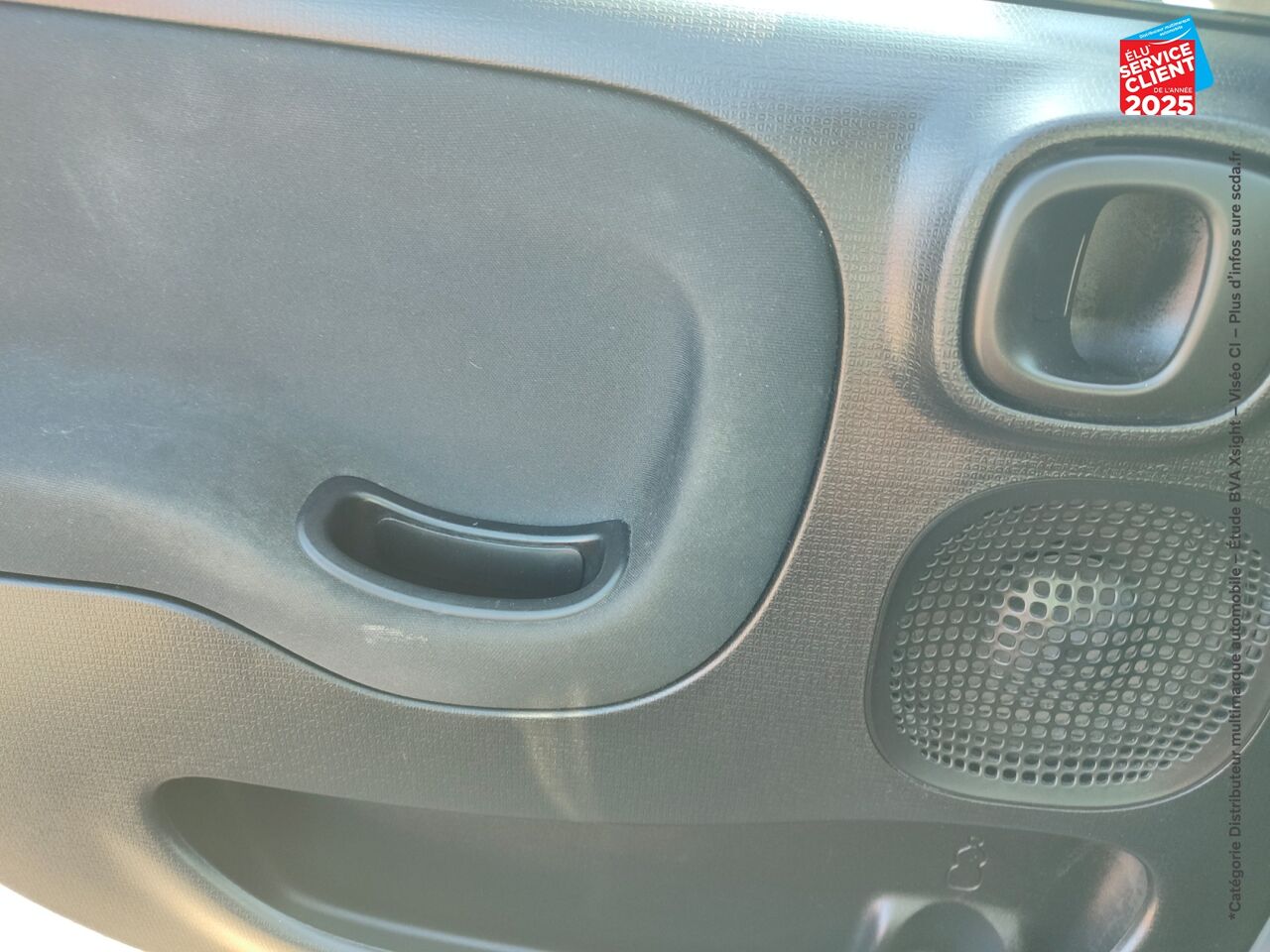 Véhicule d'occasion FIAT PANDA 1.0 70CH BSG S/S chez Nissan Strasbourg