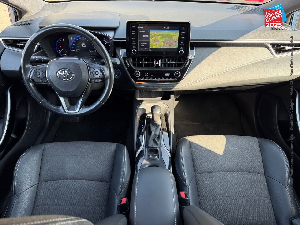 Véhicule d'occasion TOYOTA COROLLA 122H DESIGN MY22 chez Hyundai Reims