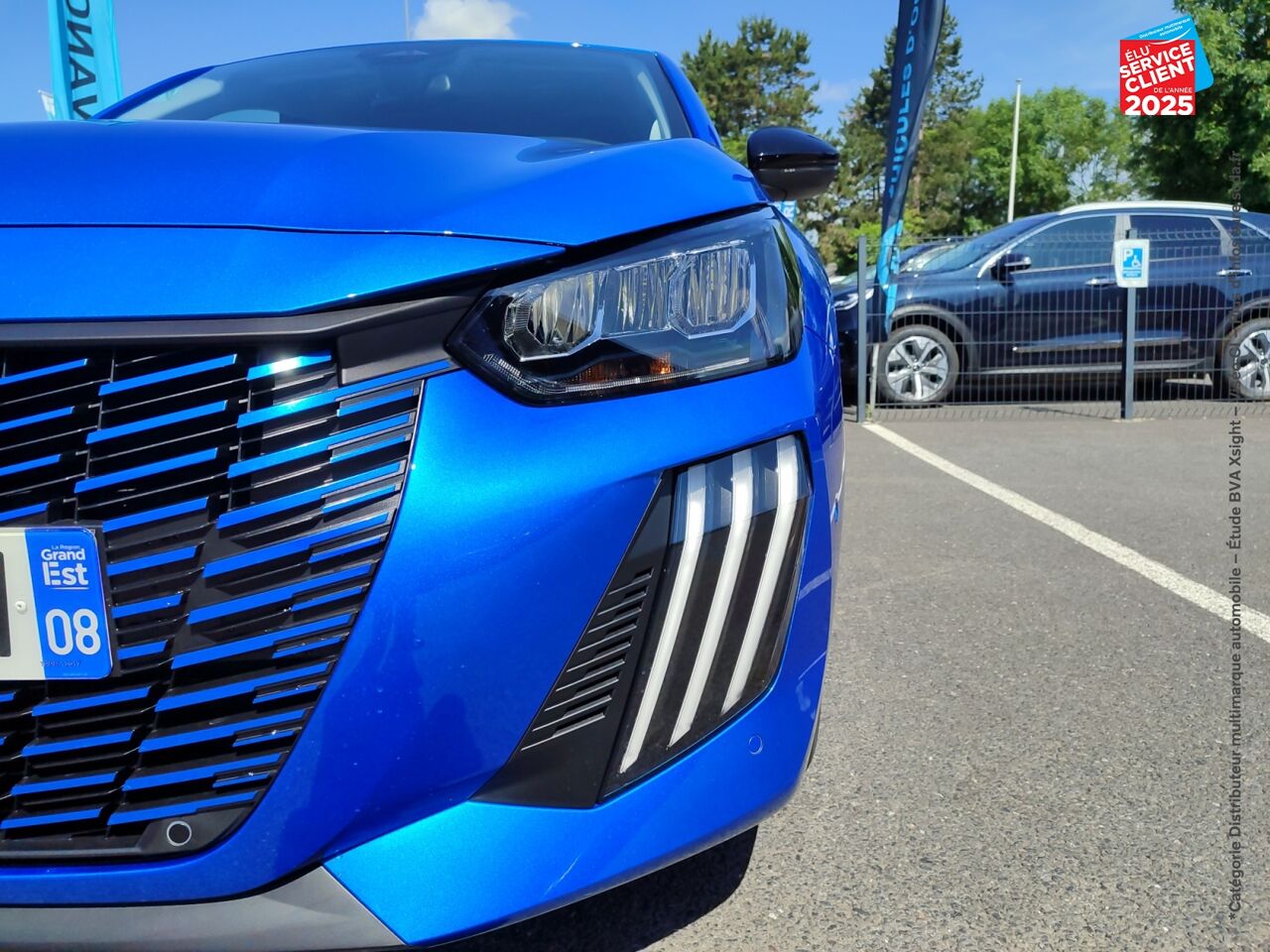 chez Peugeot Charleville