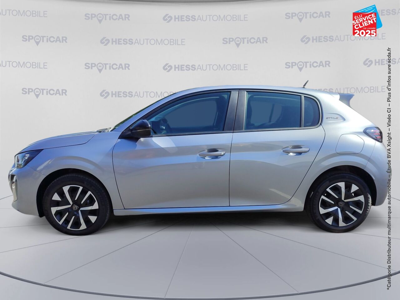 chez Peugeot Charleville