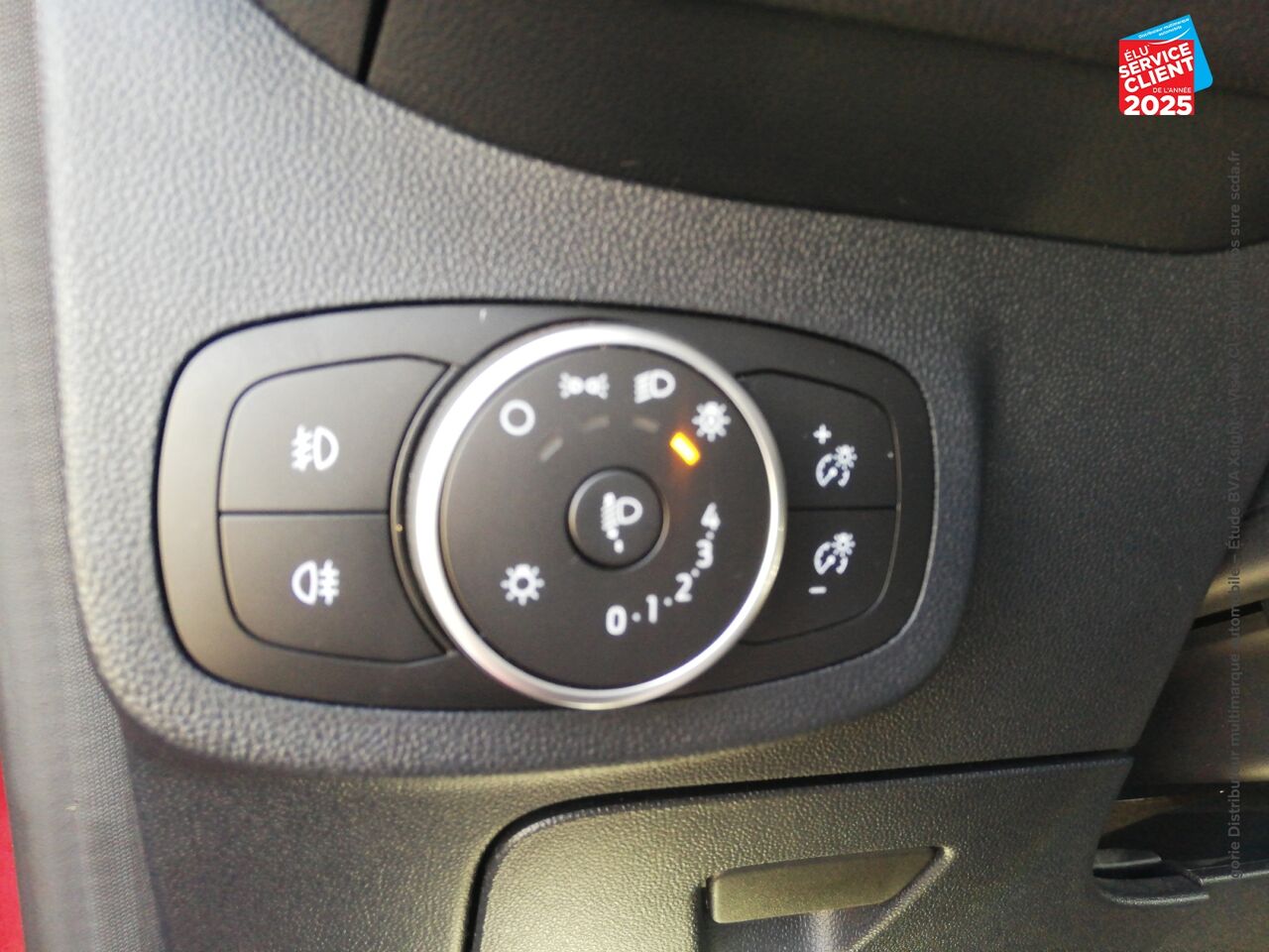 Véhicule d'occasion FORD FIESTA 1.0 FLEXIFUEL 95CH COOL CONNECT 5P chez Nissan Haguenau