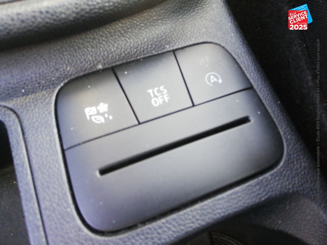 Véhicule d'occasion FORD FIESTA 1.0 FLEXIFUEL 95CH COOL CONNECT 5P chez Nissan Haguenau