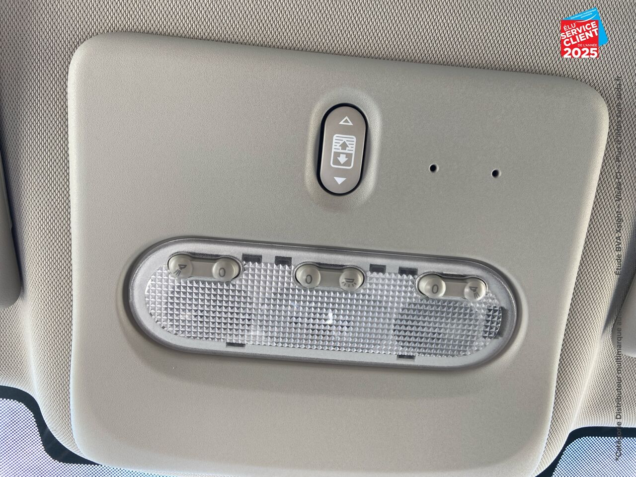 Véhicule d'occasion NISSAN QASHQAI 1.3 DIG-T 140CH N-CONNECTA 2019 SIEGES CHAUF CAMERA CARPLAY chez Nissan Juke occasion