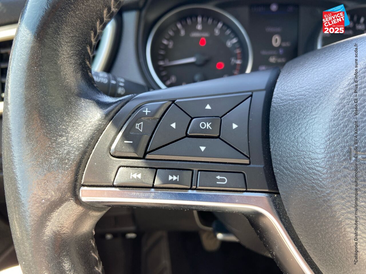 Véhicule d'occasion NISSAN QASHQAI 1.3 DIG-T 140CH N-CONNECTA 2019 SIEGES CHAUF CAMERA CARPLAY chez Nissan Juke occasion