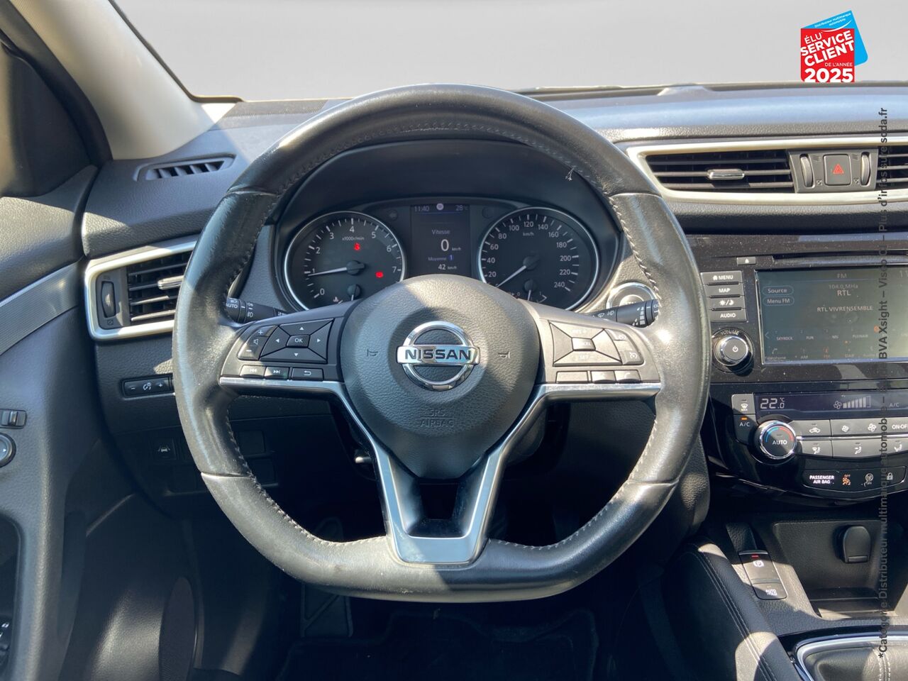 Véhicule d'occasion NISSAN QASHQAI 1.3 DIG-T 140CH N-CONNECTA 2019 SIEGES CHAUF CAMERA CARPLAY chez Nissan Juke occasion