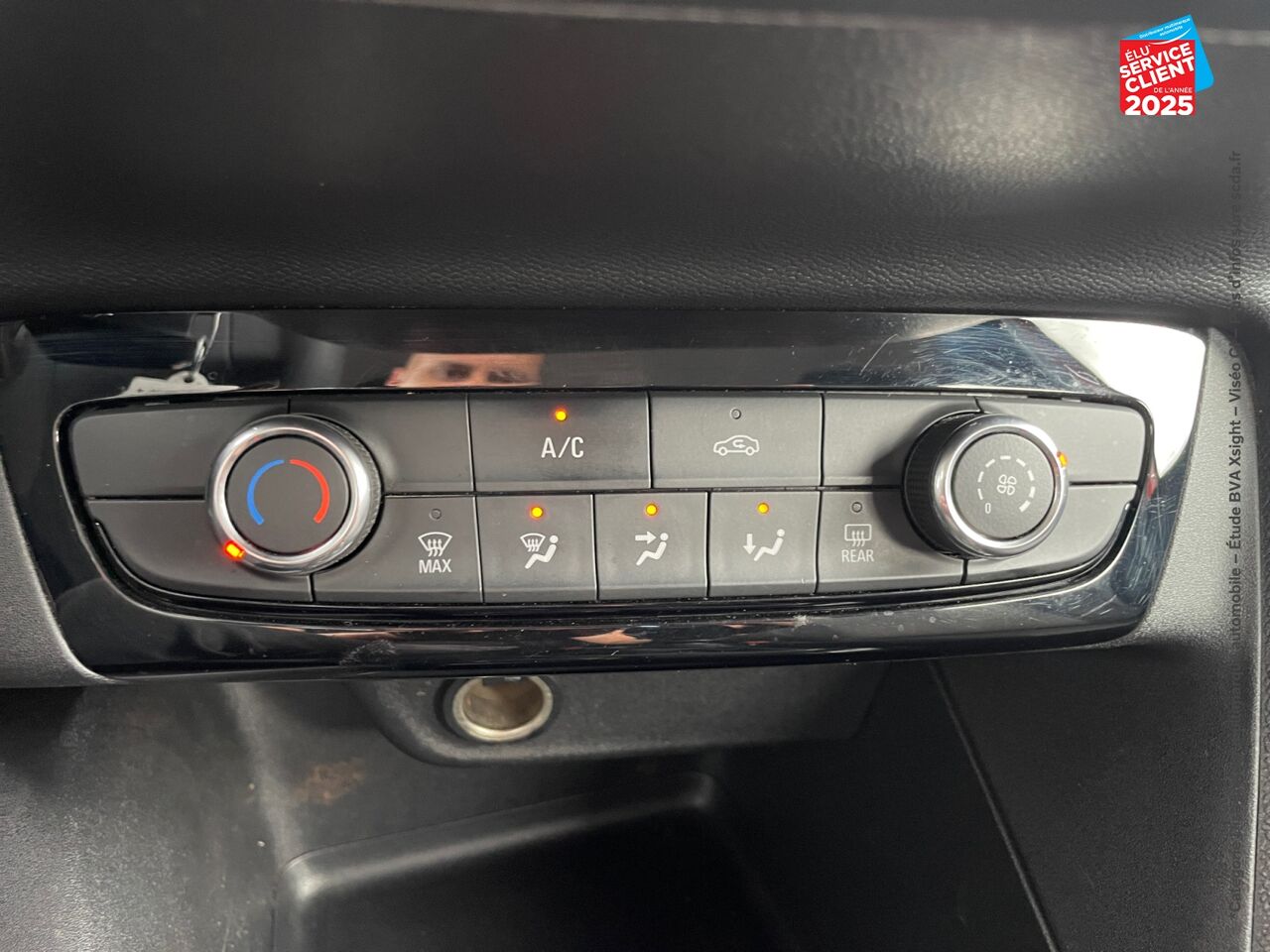 Véhicule d'occasion OPEL CORSA 1.2 TURBO 100CH EDITION chez Le Veodrome