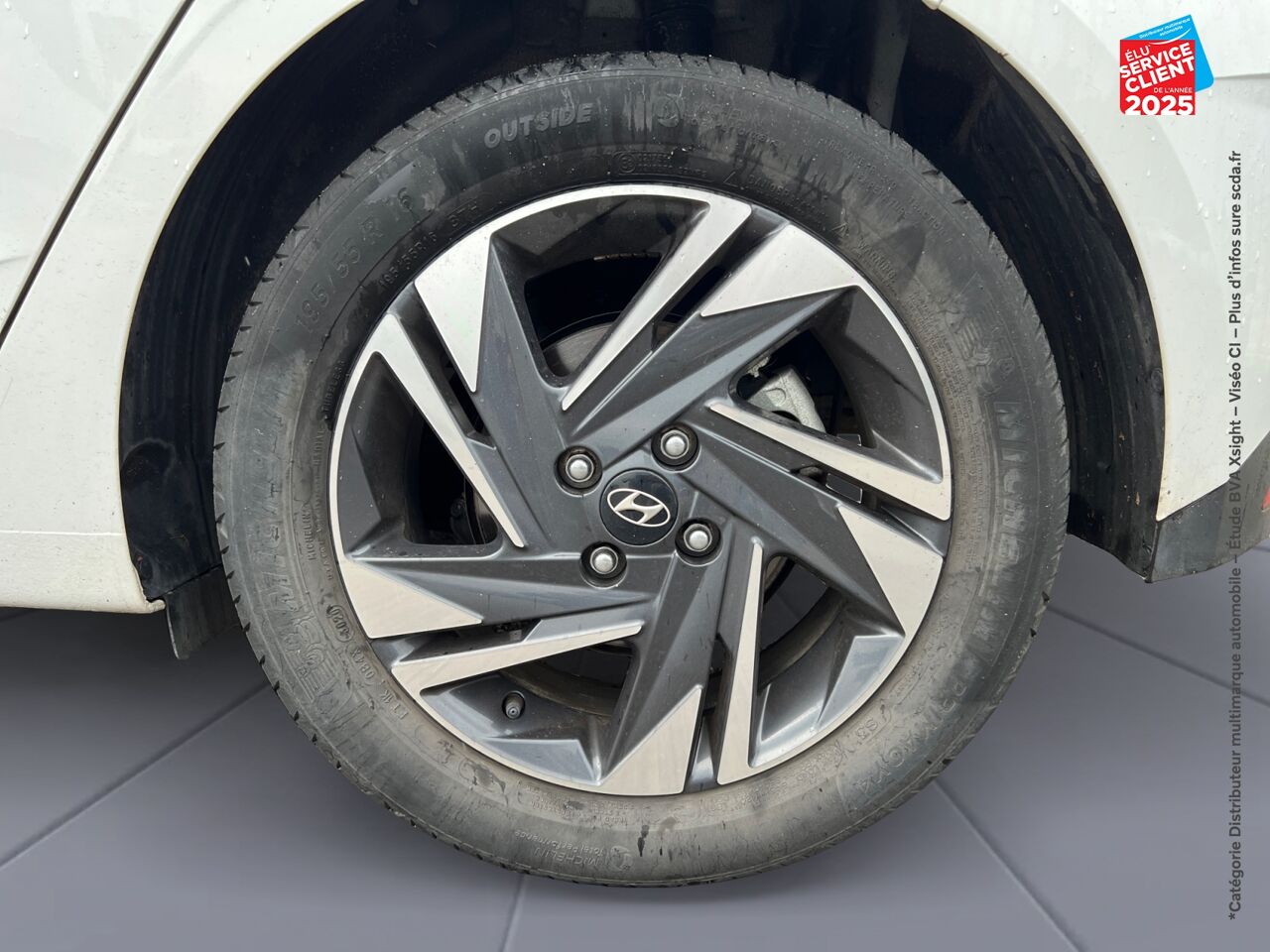 Véhicule d'occasion HYUNDAI I20 1.0 T-GDI 100CH HYBRID INTUITIVE DCT-7 chez Hyundai Chalons