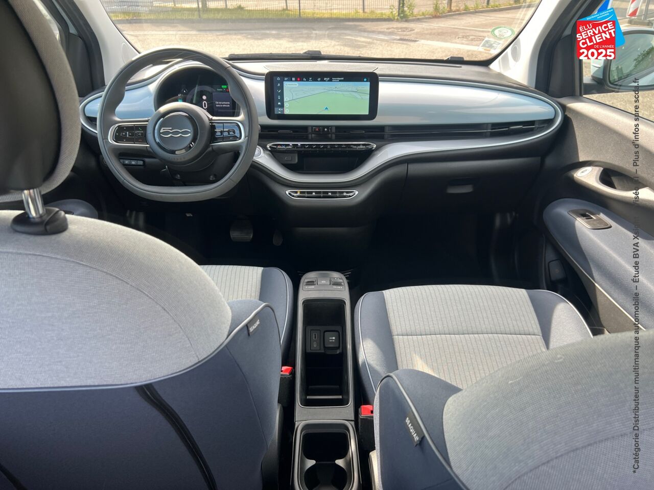 Véhicule d'occasion FIAT 500 E 118CH ICONE chez Nissan Beaune