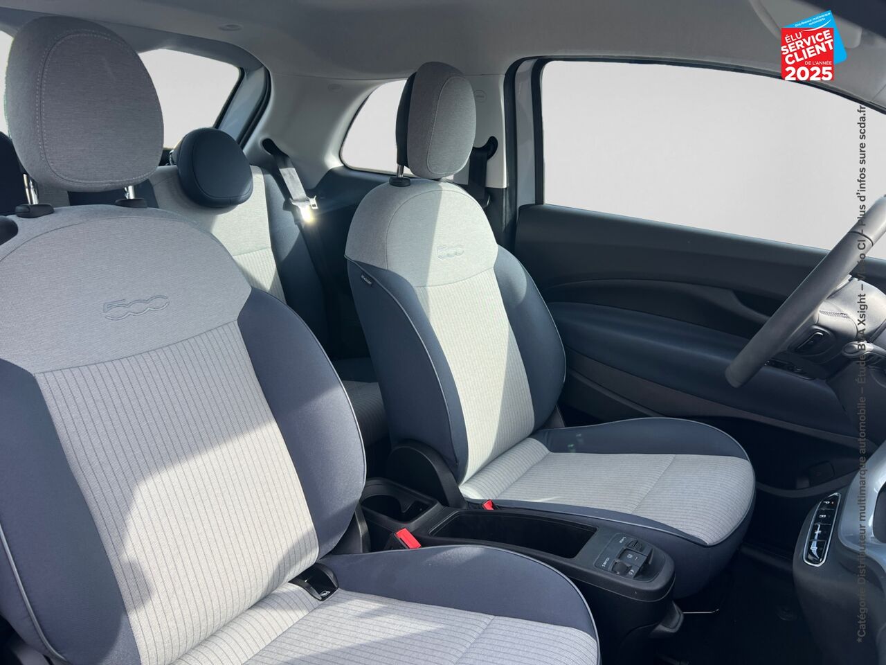 Véhicule d'occasion FIAT 500 E 118CH ICONE chez Nissan Beaune
