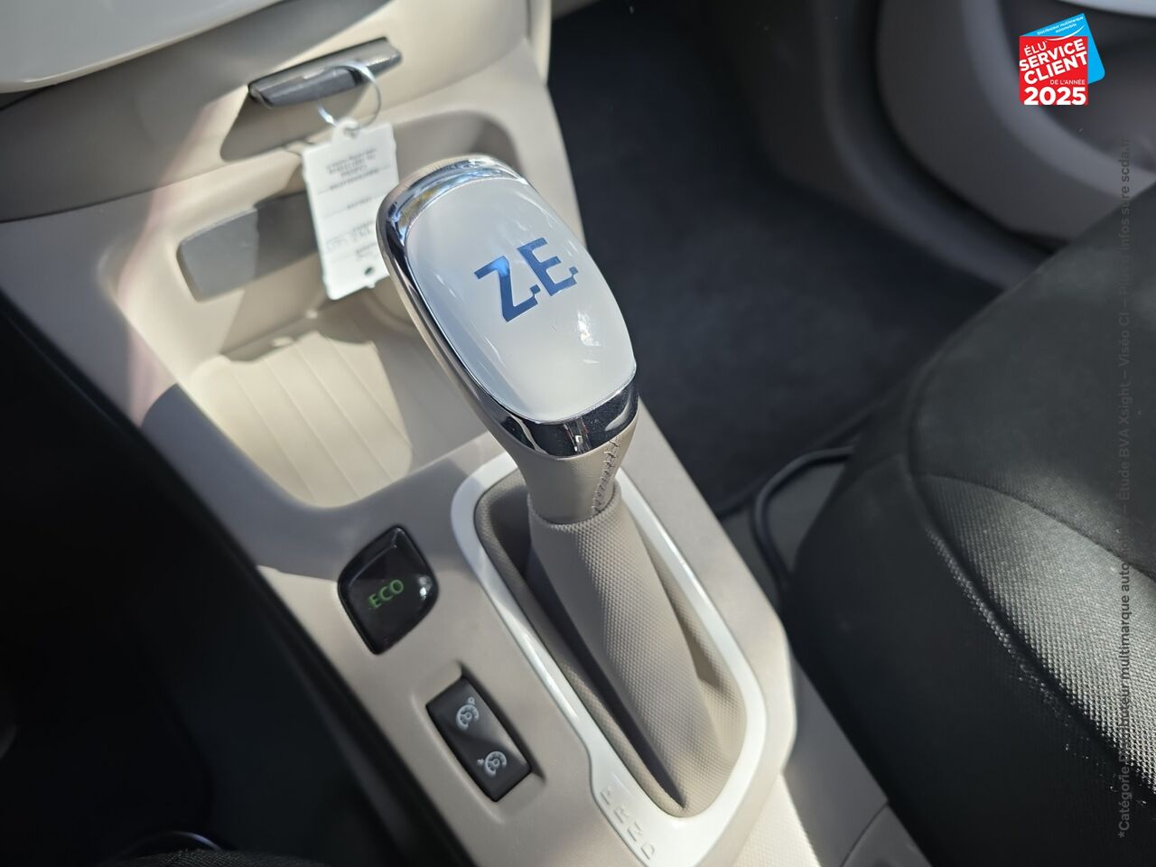 Véhicule d'occasion RENAULT ZOE LIFE CHARGE NORMALE R90 MY19 chez Alpine Mulhouse