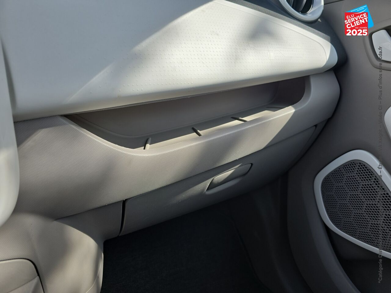 Véhicule d'occasion RENAULT ZOE LIFE CHARGE NORMALE R90 MY19 chez Alpine Mulhouse
