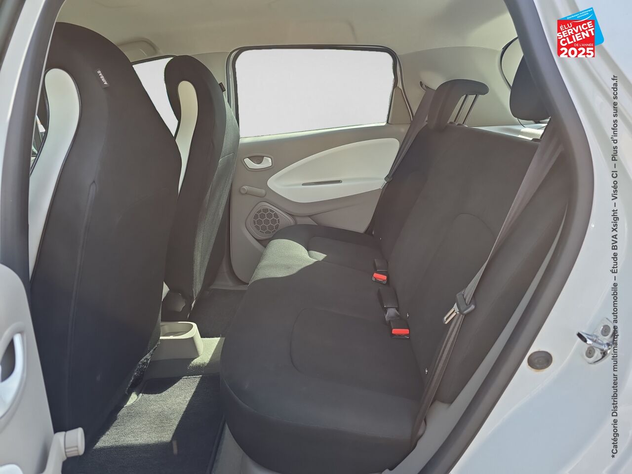Véhicule d'occasion RENAULT ZOE LIFE CHARGE NORMALE R90 MY19 chez Alpine Mulhouse