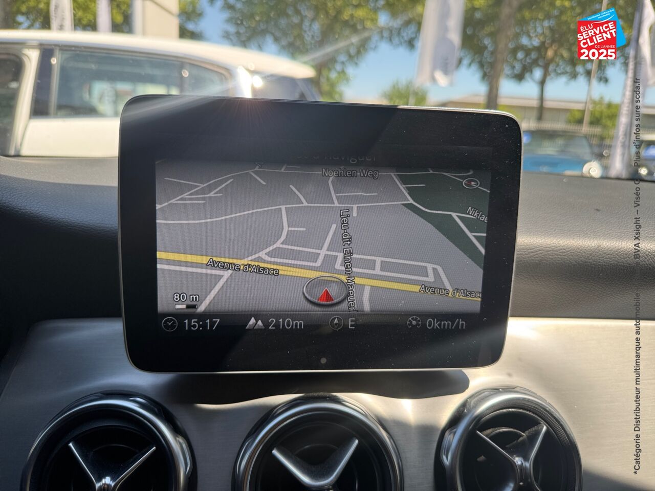 Véhicule d'occasion MERCEDES-BENZ GLA 220 D FASCINATION 7G-DCT TOUVRANT GPS CAMERA chez Jaguar Nancy