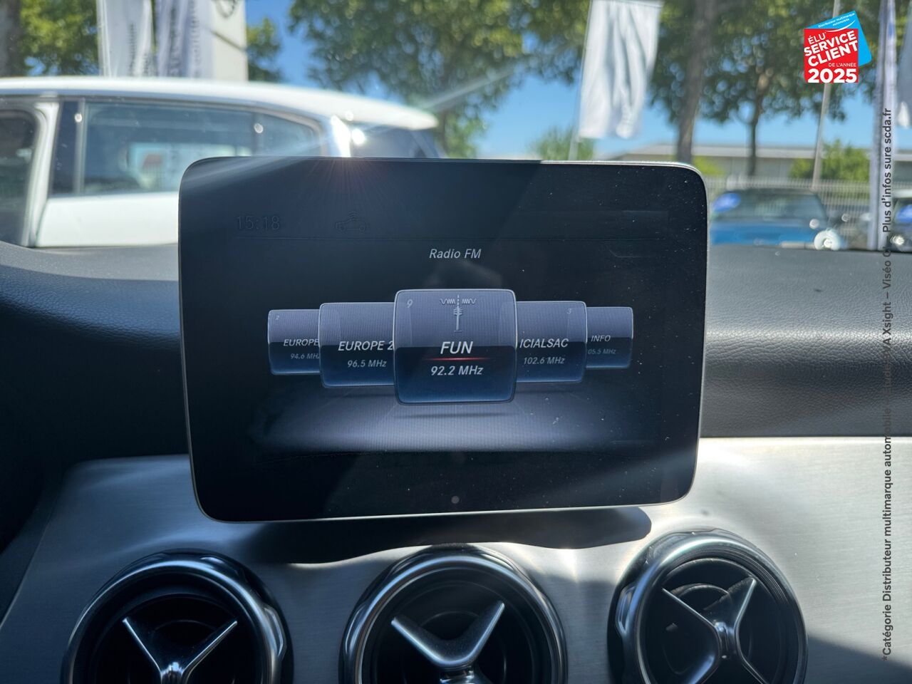 Véhicule d'occasion MERCEDES-BENZ GLA 220 D FASCINATION 7G-DCT TOUVRANT GPS CAMERA chez Jaguar Nancy