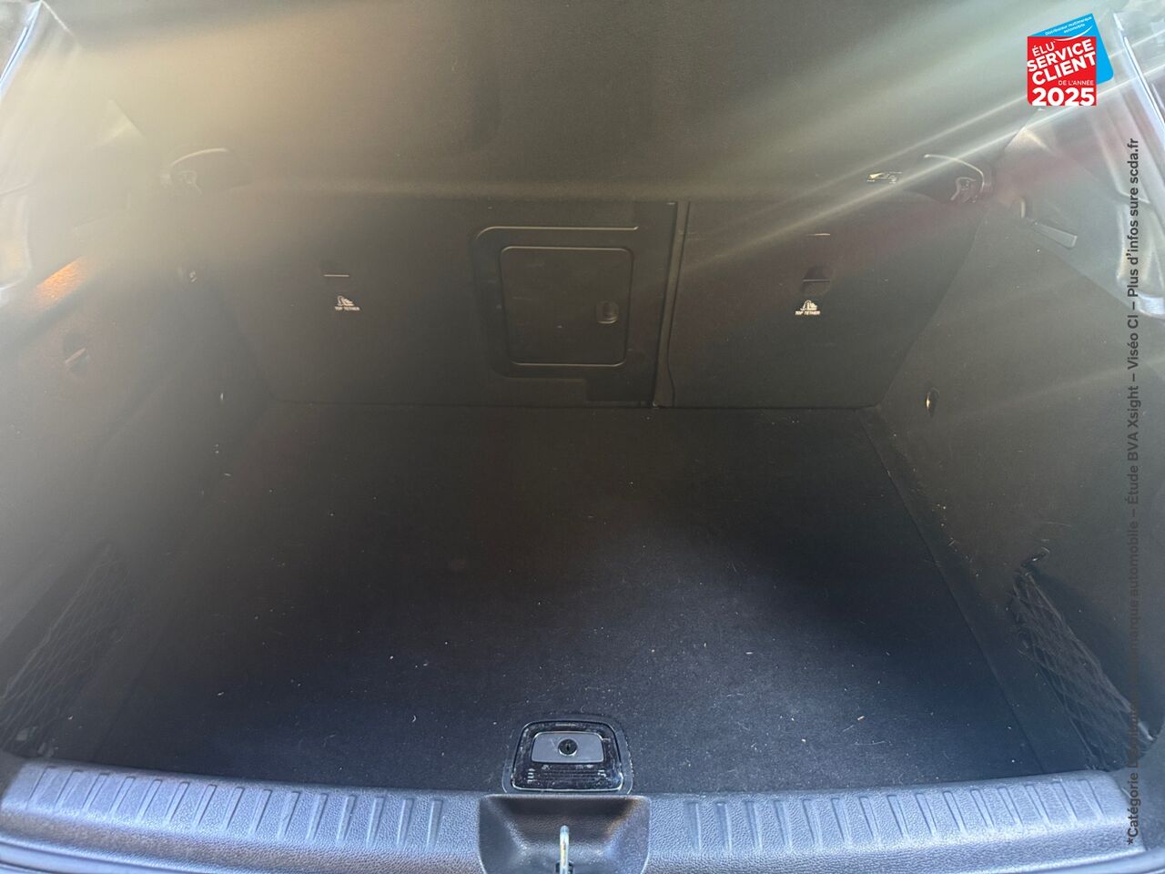 Véhicule d'occasion MERCEDES-BENZ GLA 220 D FASCINATION 7G-DCT TOUVRANT GPS CAMERA chez Jaguar Nancy
