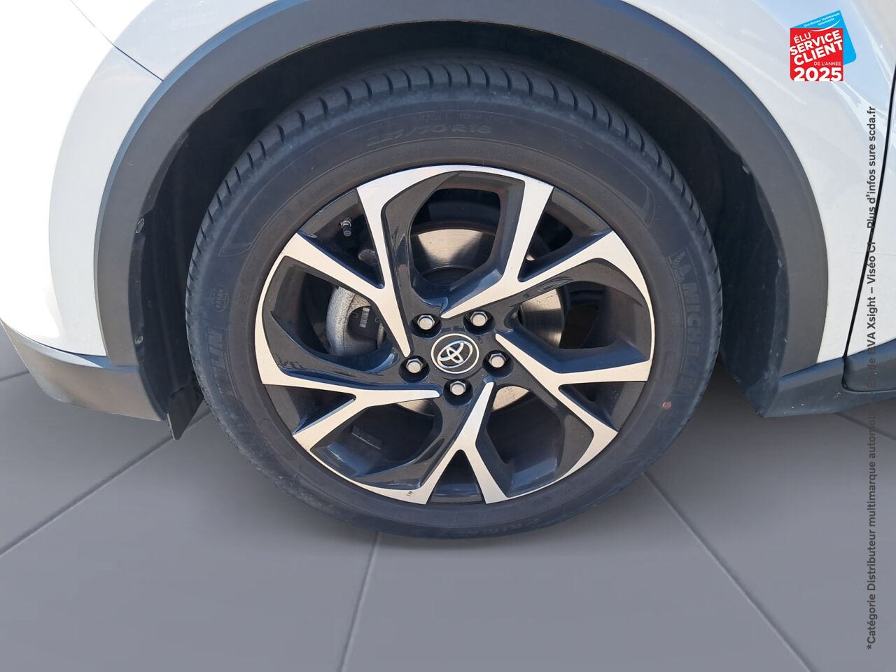 Véhicule d'occasion TOYOTA C-HR 122H DESIGN 2WD E-CVT RC18 chez HESS Automobile