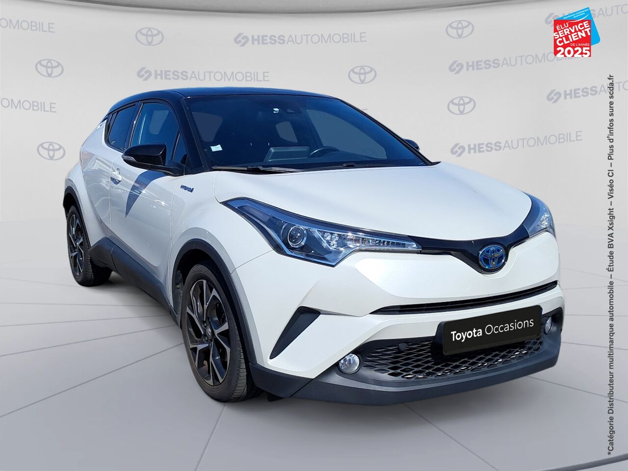 Véhicule d'occasion TOYOTA C-HR 122H DESIGN 2WD E-CVT RC18 chez HESS Automobile