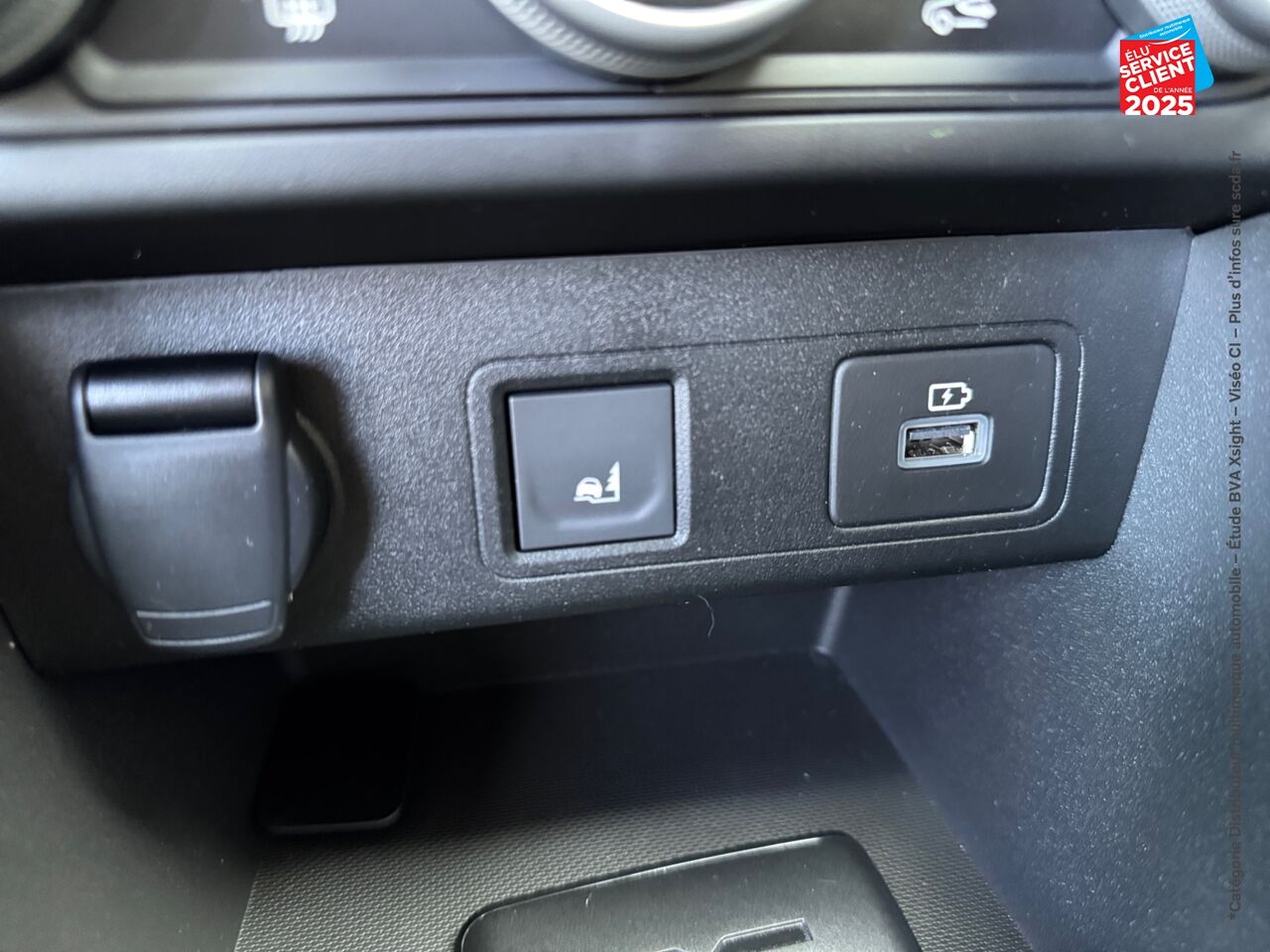 Véhicule d'occasion DACIA SANDERO 1.0 ECO-G 100CH STEPWAY EXTREME + GPS CAMERA chez Toyota Verdun