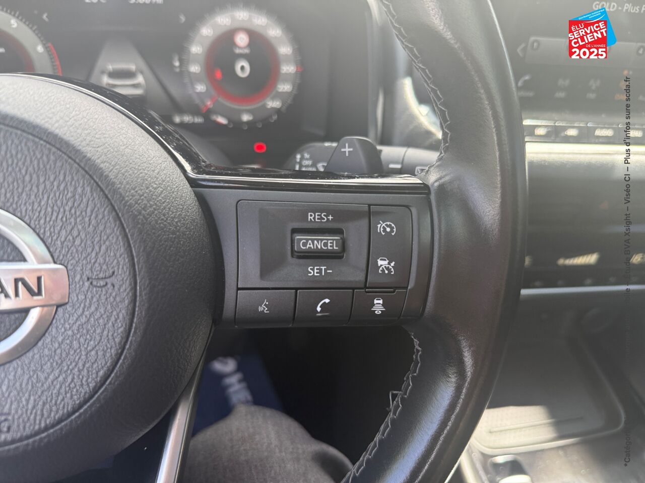 Véhicule d'occasion NISSAN QASHQAI 1.3 MILD HYBRID 158CH N-CONNECTA XTRONIC chez Renault Colmar