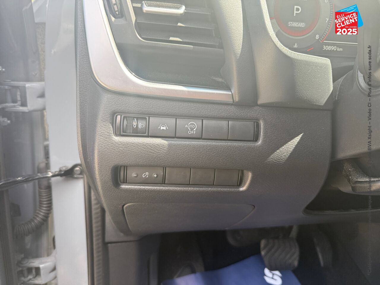Véhicule d'occasion NISSAN QASHQAI 1.3 MILD HYBRID 158CH N-CONNECTA XTRONIC chez Renault Colmar