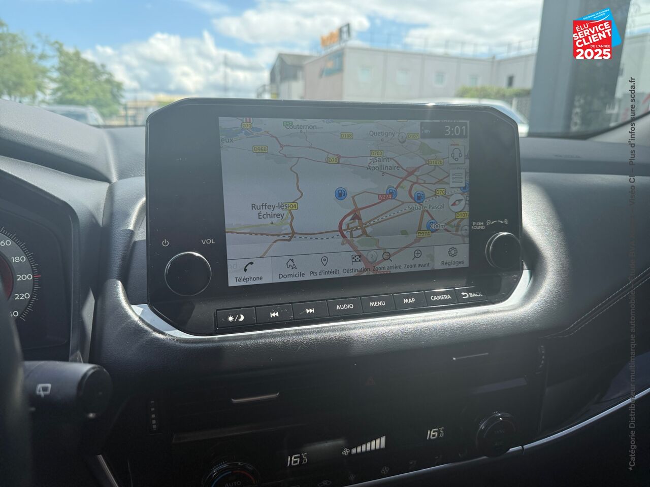 Véhicule d'occasion NISSAN QASHQAI 1.3 MILD HYBRID 158CH N-CONNECTA XTRONIC chez Renault Colmar