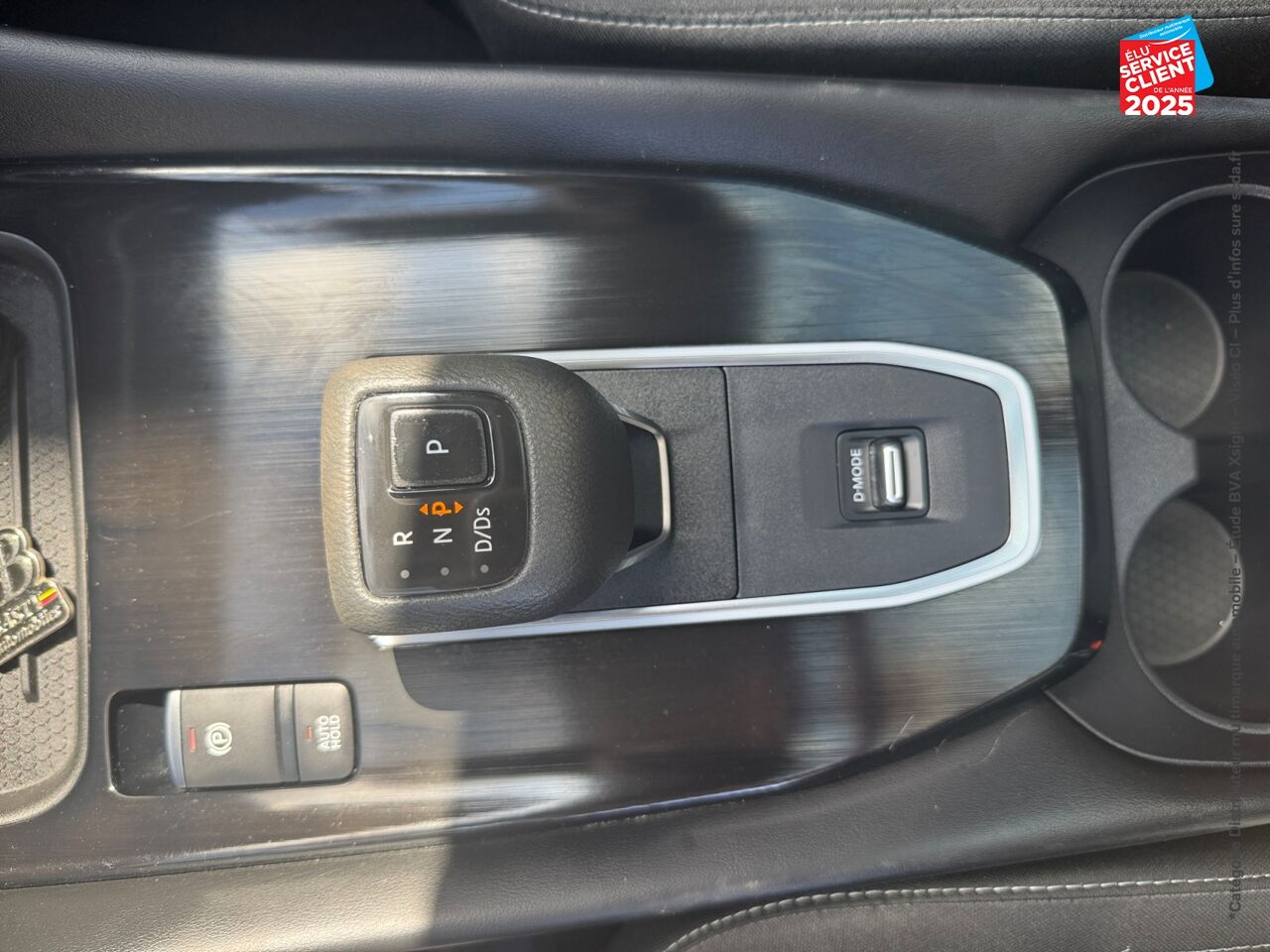 Véhicule d'occasion NISSAN QASHQAI 1.3 MILD HYBRID 158CH N-CONNECTA XTRONIC chez Renault Colmar