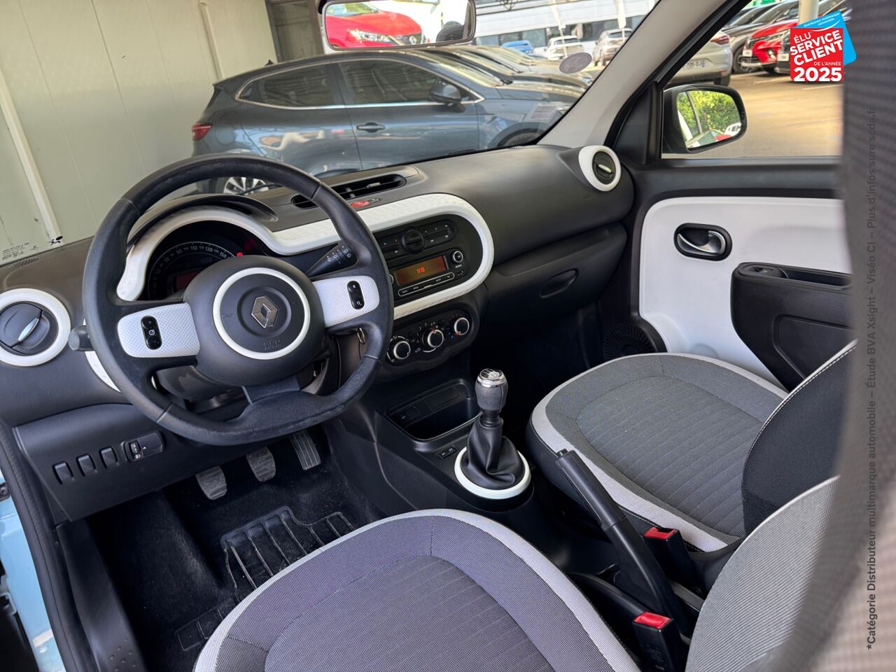 Véhicule d'occasion RENAULT TWINGO 1.0 SCE 75CH ZEN chez Dacia Strasbourg