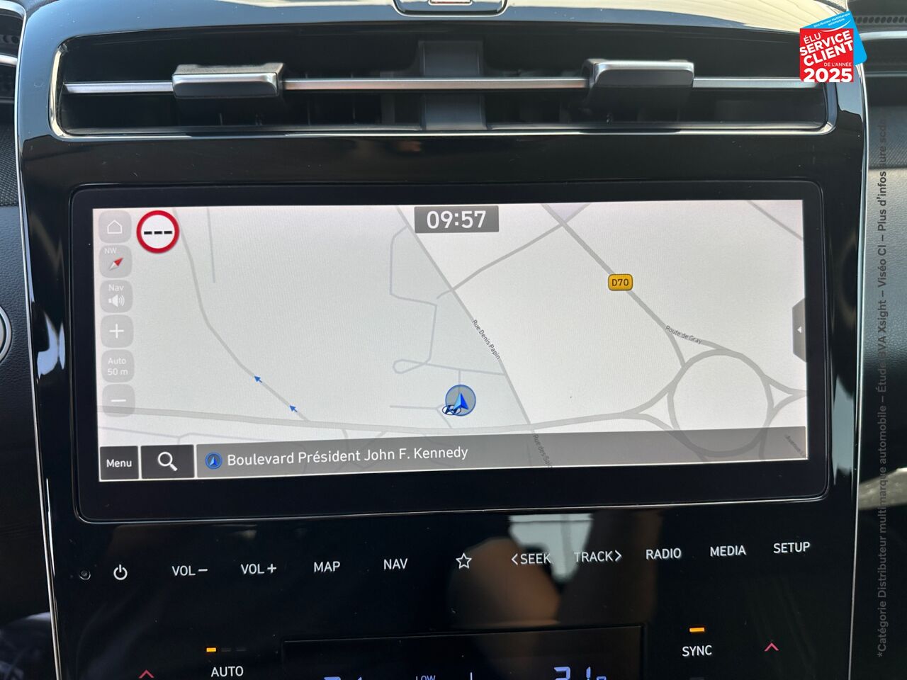 Véhicule d'occasion HYUNDAI TUCSON 1.6 T-GDI 230CH HYBRID CREATIVE BVA6 chez Hyundai Epernay