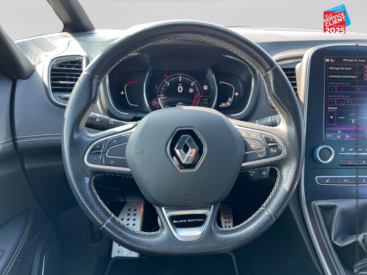 Véhicule d'occasion RENAULT SCENIC 1.7 BLUE DCI 120CH BLACK EDITION TPANO SIEGES CHAUF GPS CAMERA HUD chez Hyundai Mulhouse