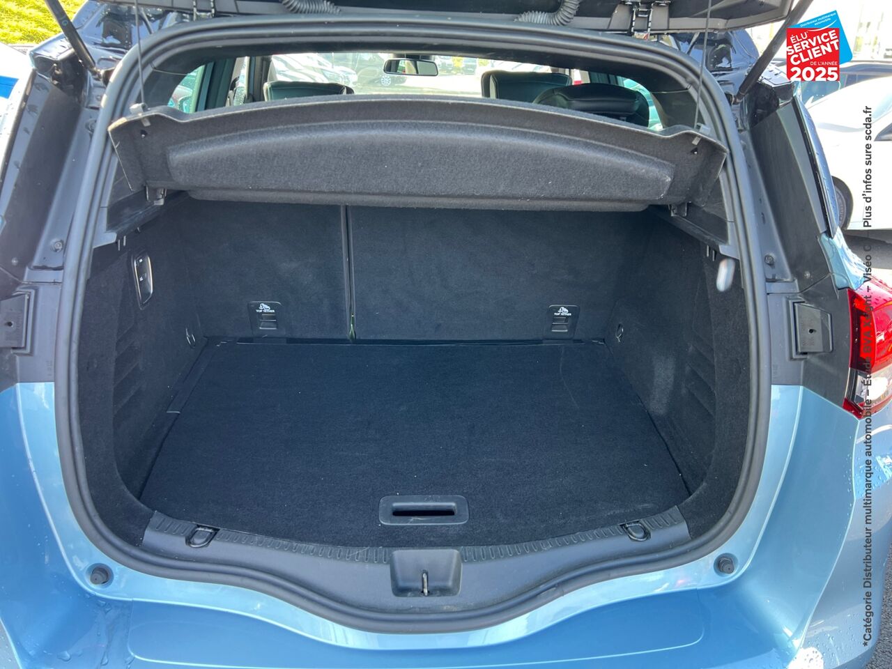 Véhicule d'occasion RENAULT SCENIC 1.7 BLUE DCI 120CH BLACK EDITION TPANO SIEGES CHAUF GPS CAMERA HUD chez Hyundai Mulhouse