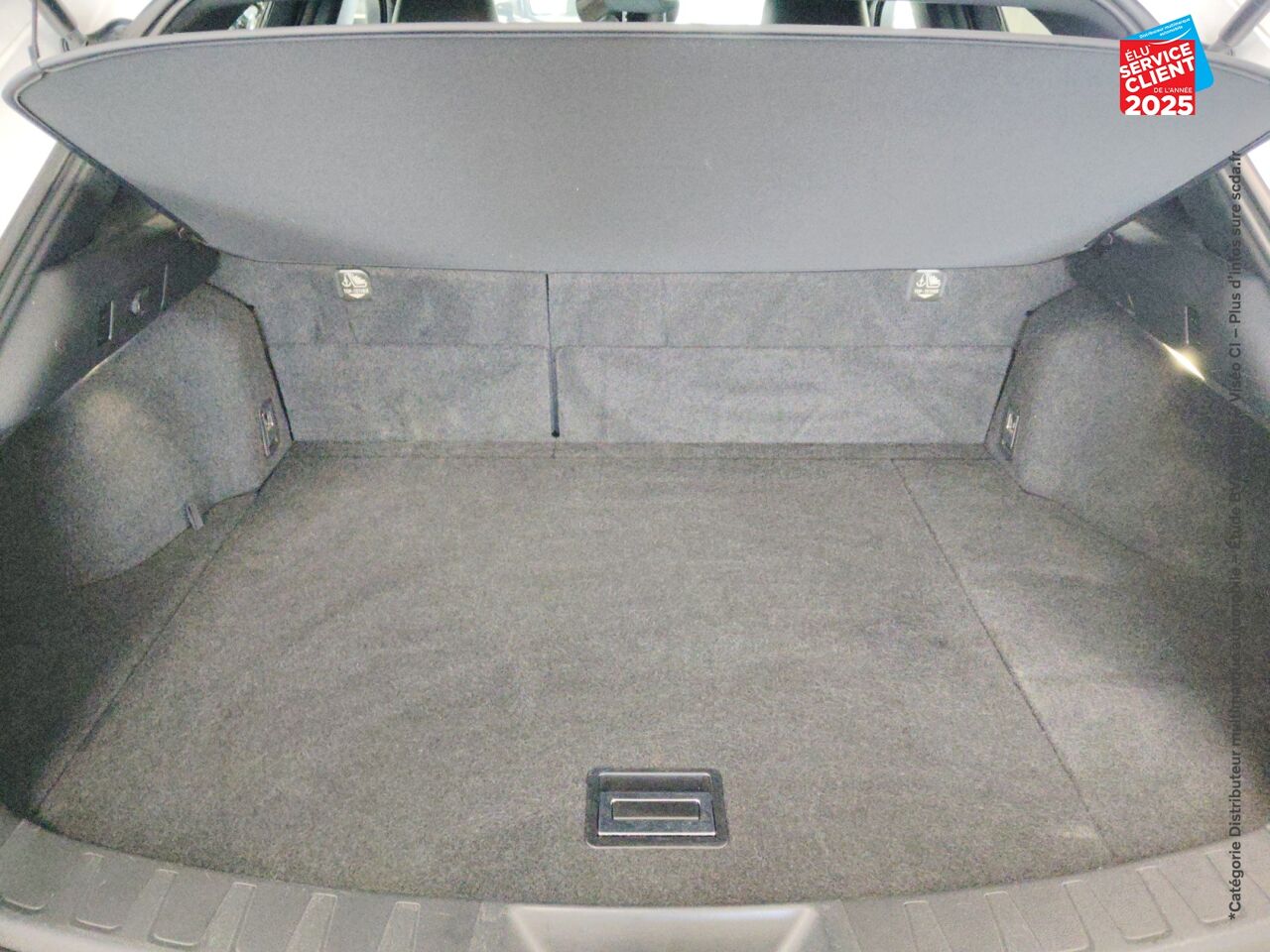 Véhicule d'occasion LEXUS UX 250H 2WD LUXE MY20 chez Renault Colmar