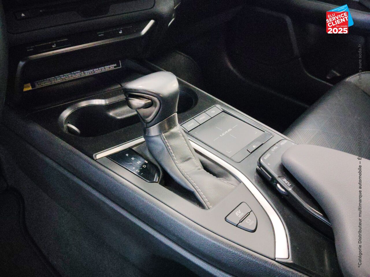 Véhicule d'occasion LEXUS UX 250H 2WD LUXE MY20 chez Renault Colmar