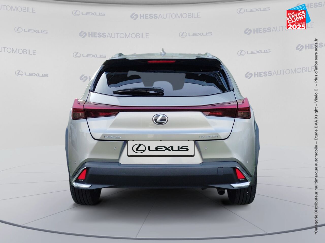 Véhicule d'occasion LEXUS UX 250H LUXE 2WD chez Toyota Thionville