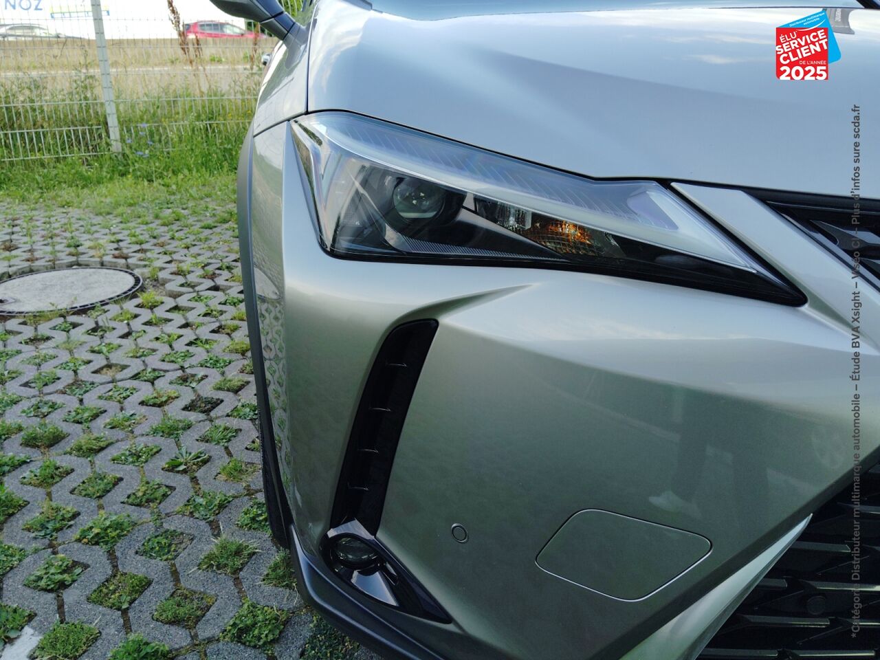 Véhicule d'occasion LEXUS UX 250H LUXE 2WD chez Toyota Thionville