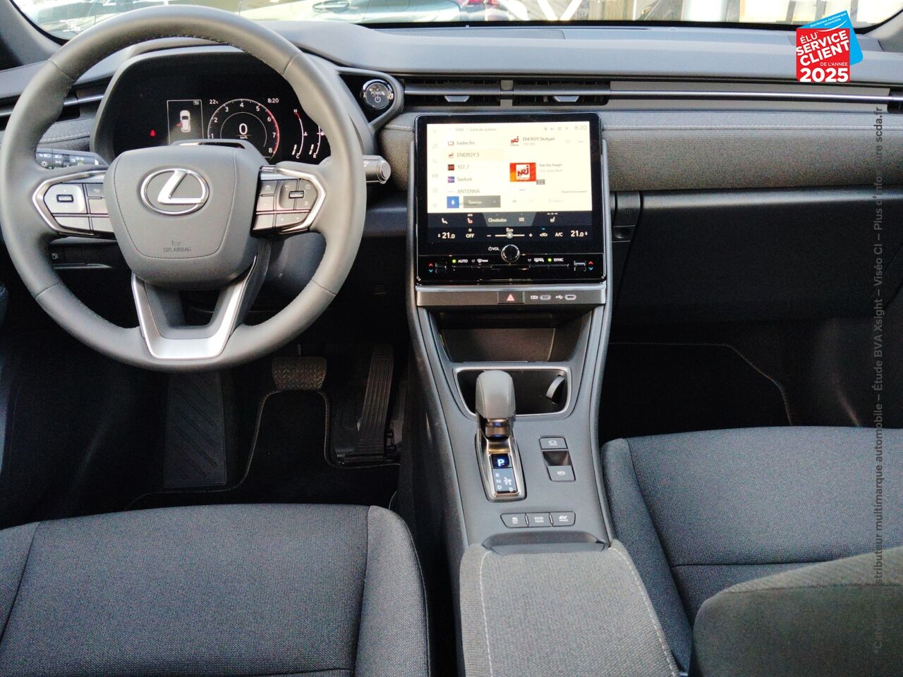 Véhicule d'occasion LEXUS LBX 1.5 136CH BUSINESS PLUS 2WD SIEGES CHAUF GPS CAMERA chez Toyota Besançon